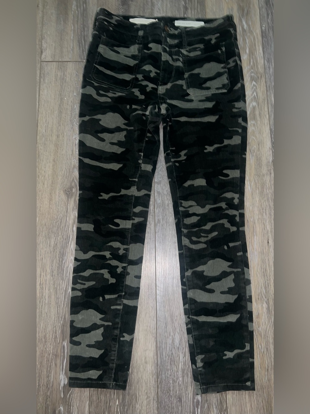 Pilcro and the Letterpress Anthropologie Black & Olive Camo Corduroy Pants 28